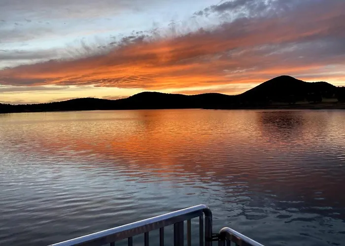Lyle Canyon, Sleeps 8, Country Quiet, Solitude *