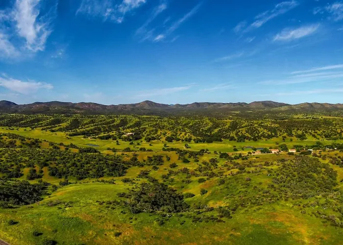 Vakantieboerderij Lyle Canyon, Sleeps 8, Country Quiet, Solitude *